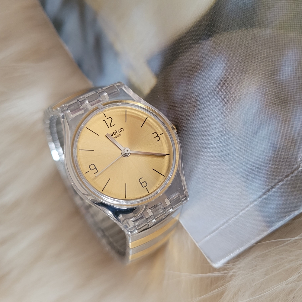 SwatchOriginals Enilorac Gold Dial Two-tone Expansion Ladies Watch